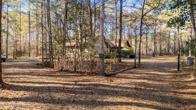 920 Jeff Road, Arapahoe, NC 28510