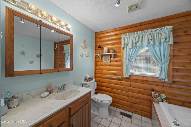 920 Jeff Road, Arapahoe, NC 28510