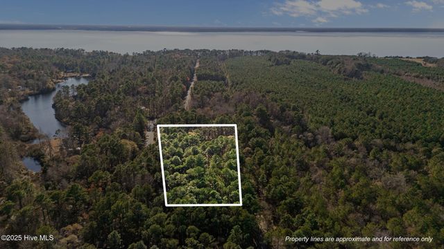 920 Jeff Road, Arapahoe, NC 28510