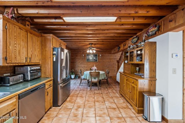 920 Jeff Road, Arapahoe, NC 28510