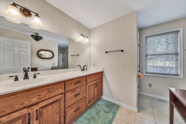 56 Brookside LN, Moneta, VA 24121