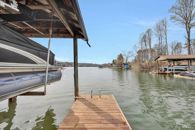 56 Brookside LN, Moneta, VA 24121