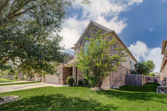 19114 Cardinal Grove Court, Cypress, TX 77429