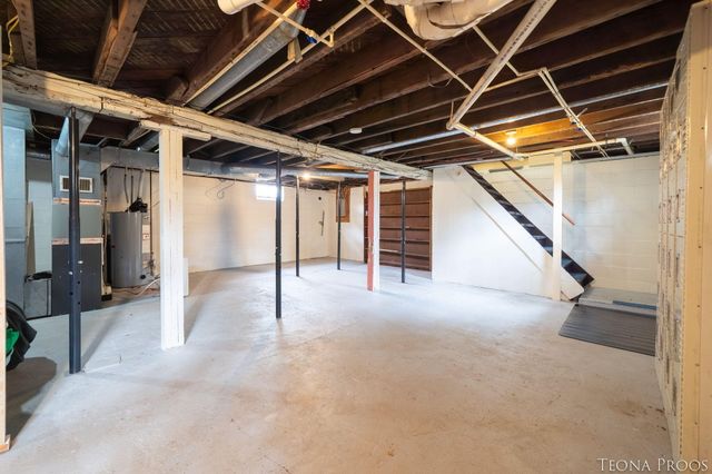 221 Bridge Road, Allegan, MI 49010