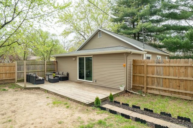 221 Bridge Road, Allegan, MI 49010