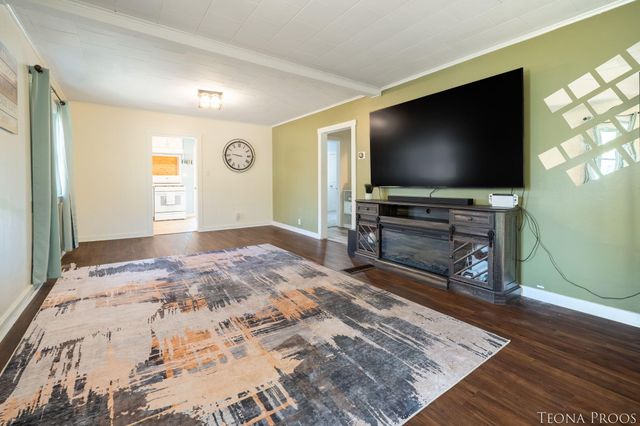 221 Bridge Road, Allegan, MI 49010