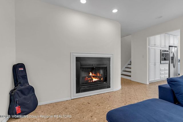 700 Ocean Avenue N 9, Long Branch, NJ 07740