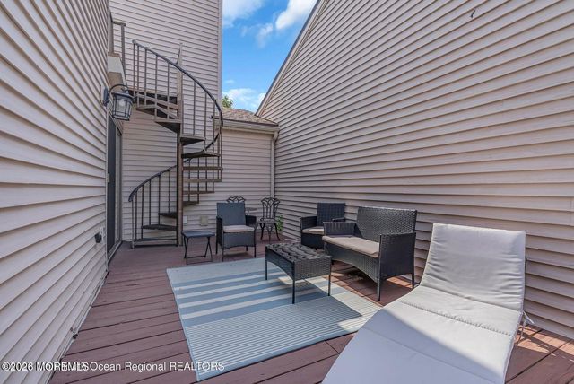 700 Ocean Avenue N 9, Long Branch, NJ 07740