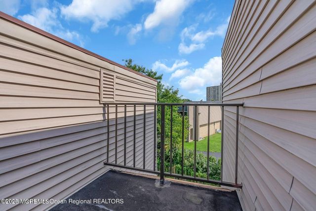 700 Ocean Avenue N 9, Long Branch, NJ 07740