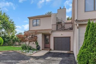 700 Ocean Avenue N 9, Long Branch, NJ 07740