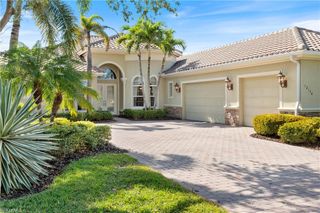 12134 Wicklow LN, Naples, FL 34120