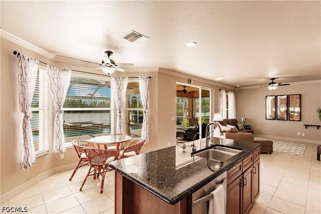 3573 Malagrotta CIR, Cape Coral, FL 33909