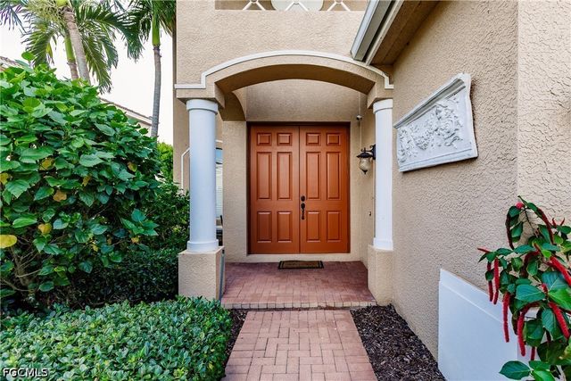 3573 Malagrotta CIR, Cape Coral, FL 33909