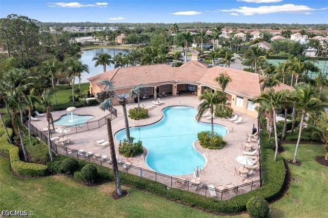 3573 Malagrotta CIR, Cape Coral, FL 33909