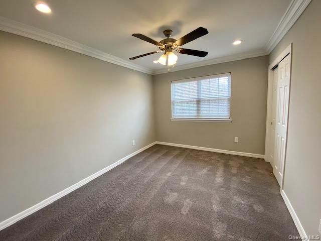 85 Westwood Drive 115, Westbury, NY 11590