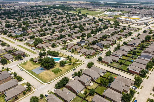 961 Roundup Street, Cross Roads, TX 76227