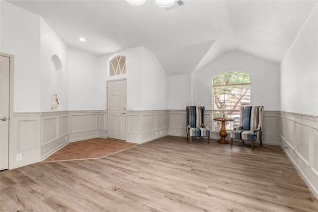 961 Roundup Street, Cross Roads, TX 76227