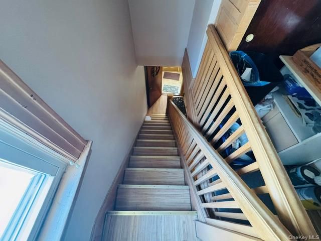 616 College Place, College Point, NY 11356