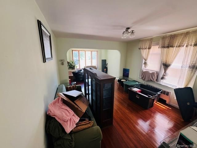 616 College Place, College Point, NY 11356