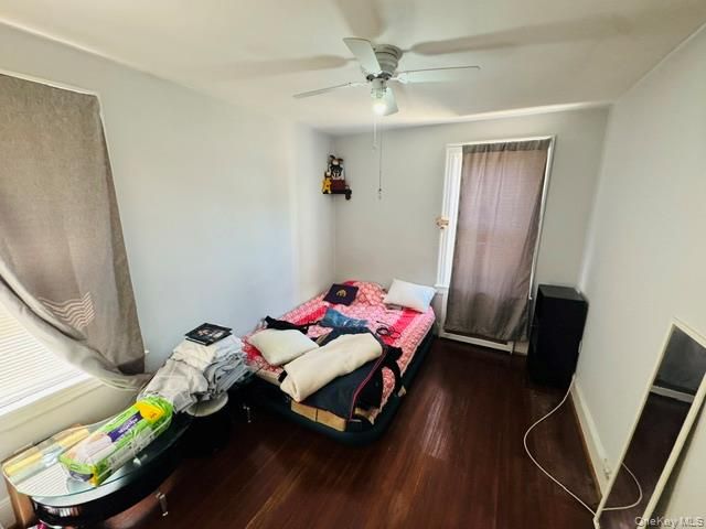 616 College Place, College Point, NY 11356