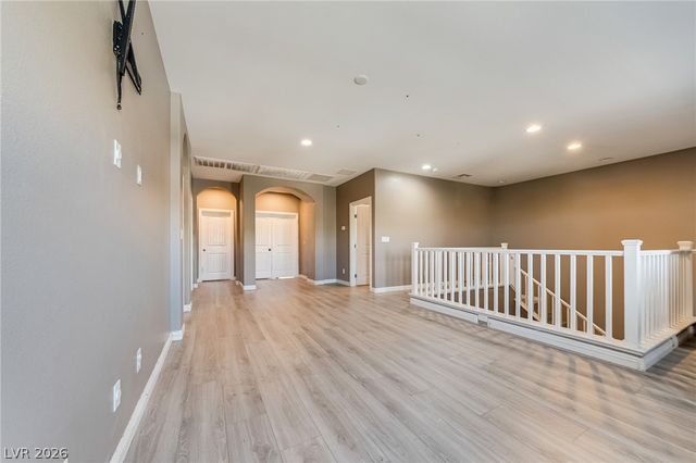 8113 Crushed Velvet Place, Las Vegas, NV 89166