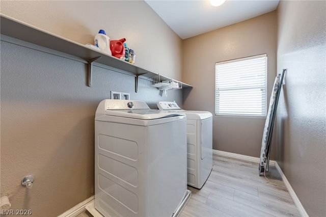 8113 Crushed Velvet Place, Las Vegas, NV 89166