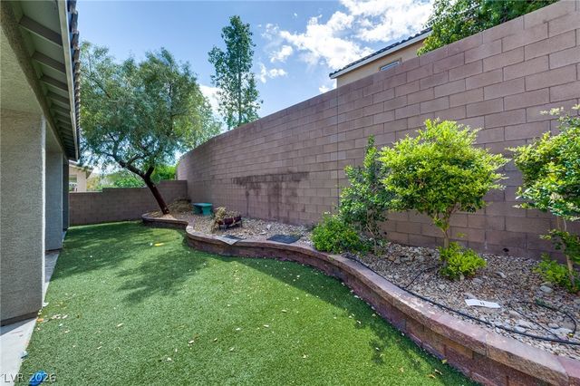 8113 Crushed Velvet Place, Las Vegas, NV 89166