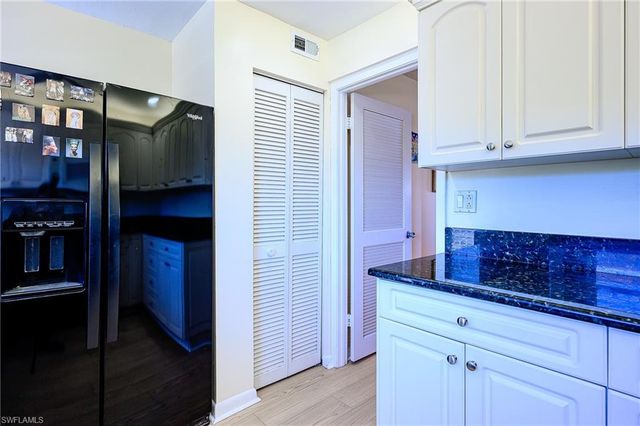 1100 8th AVE S 309C, Naples, FL 34102