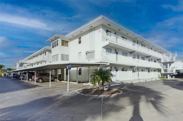 1100 8th AVE S 309C, Naples, FL 34102