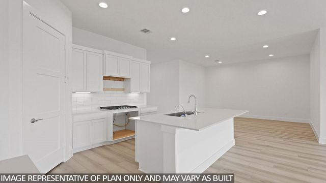 1116 Skyline Trails Avenue, Conroe, TX 77303