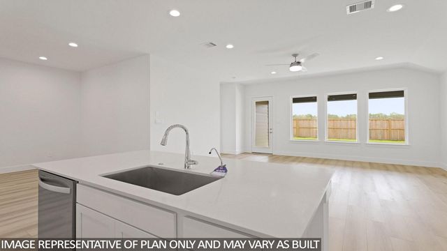 1116 Skyline Trails Avenue, Conroe, TX 77303