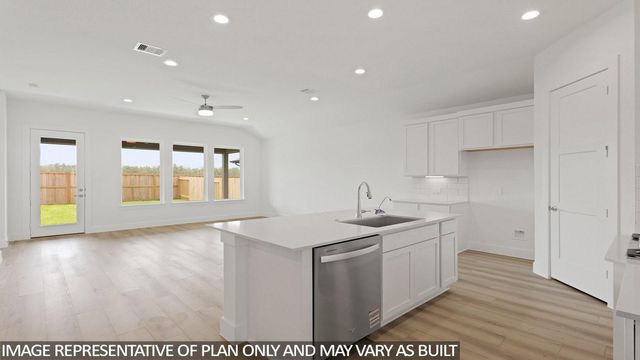 1116 Skyline Trails Avenue, Conroe, TX 77303