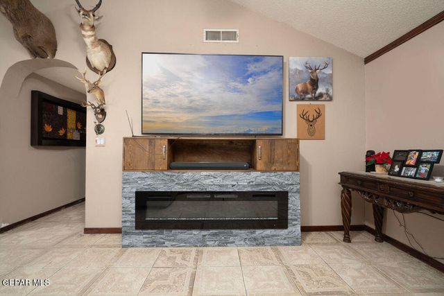 11770 Flor Del Sol, Socorro, TX 79927