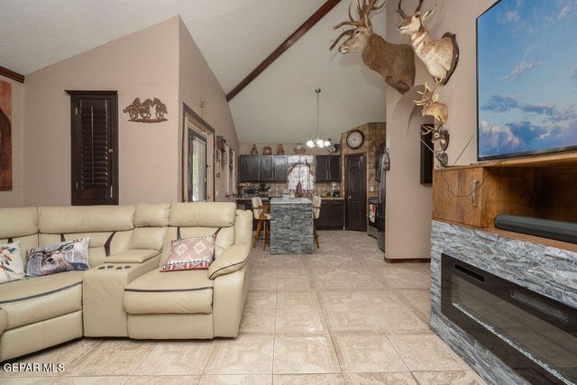 11770 Flor Del Sol, Socorro, TX 79927