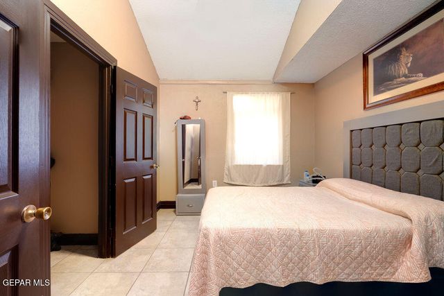 11770 Flor Del Sol, Socorro, TX 79927