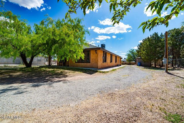 11770 Flor Del Sol, Socorro, TX 79927