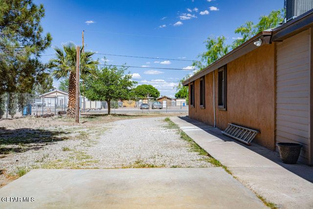 11770 Flor Del Sol, Socorro, TX 79927