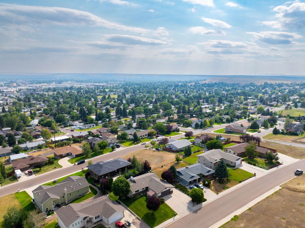 213 29th Avenue NE, Great Falls, MT 59404 photo 12