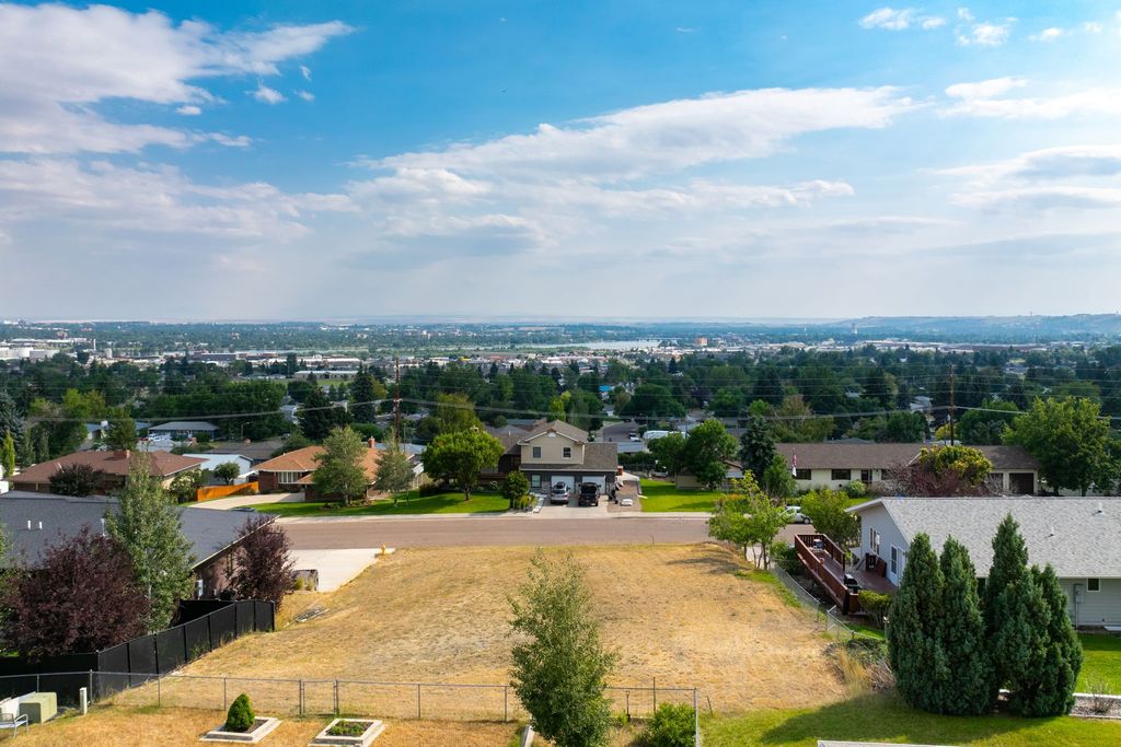 213 29th Avenue NE, Great Falls, MT 59404 photo 6