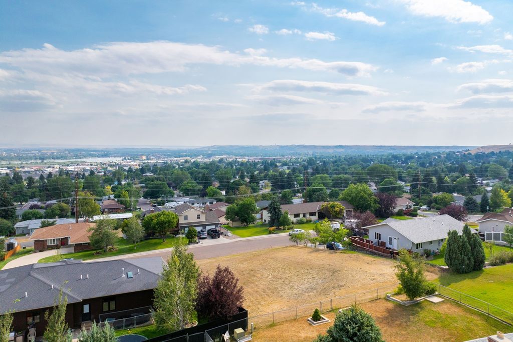 213 29th Avenue NE, Great Falls, MT 59404 photo 7