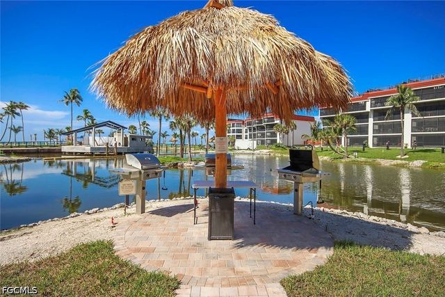 2445 W Gulf DR D41, Sanibel, FL 33957