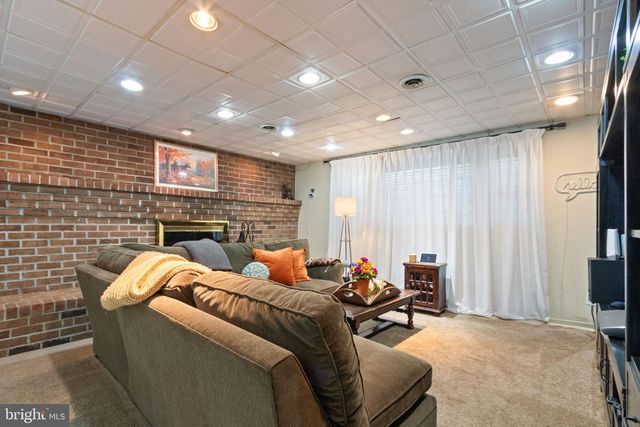 54 RICHARDS FERRY RD, Fredericksburg, VA 22406