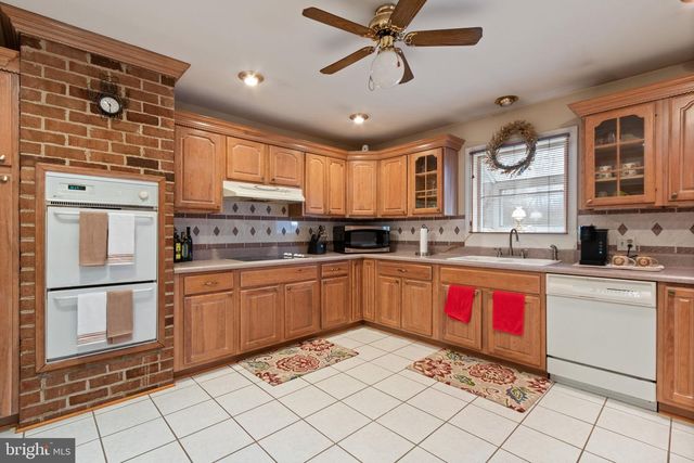 54 RICHARDS FERRY RD, Fredericksburg, VA 22406