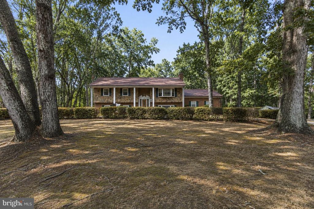 54 RICHARDS FERRY RD, Fredericksburg, VA 22406