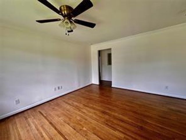 2102 Blueberry Lane, Pasadena, TX 77502