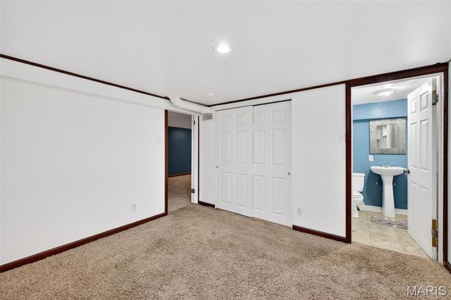 7433 Morganford Road, St Louis, MO 63116