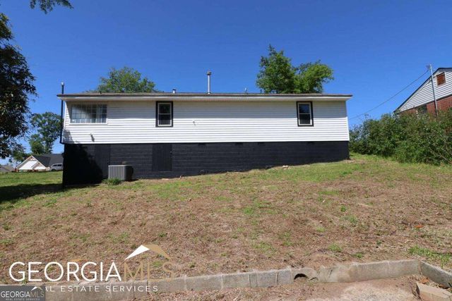 15 Watson Drive, Newnan, GA 30263