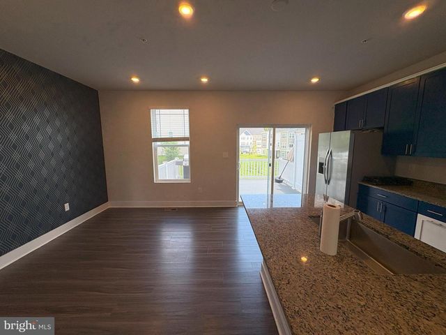 1815 BETTERTON RD, Essex, MD 21221
