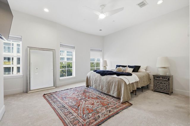 3200 Ross Avenue 13, Dallas, TX 75204