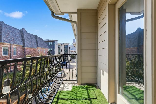 3200 Ross Avenue 13, Dallas, TX 75204